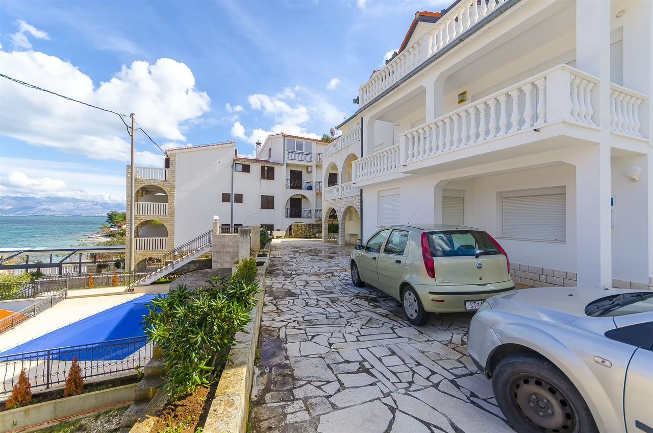 Apartments Krusica Трогір Екстер'єр фото