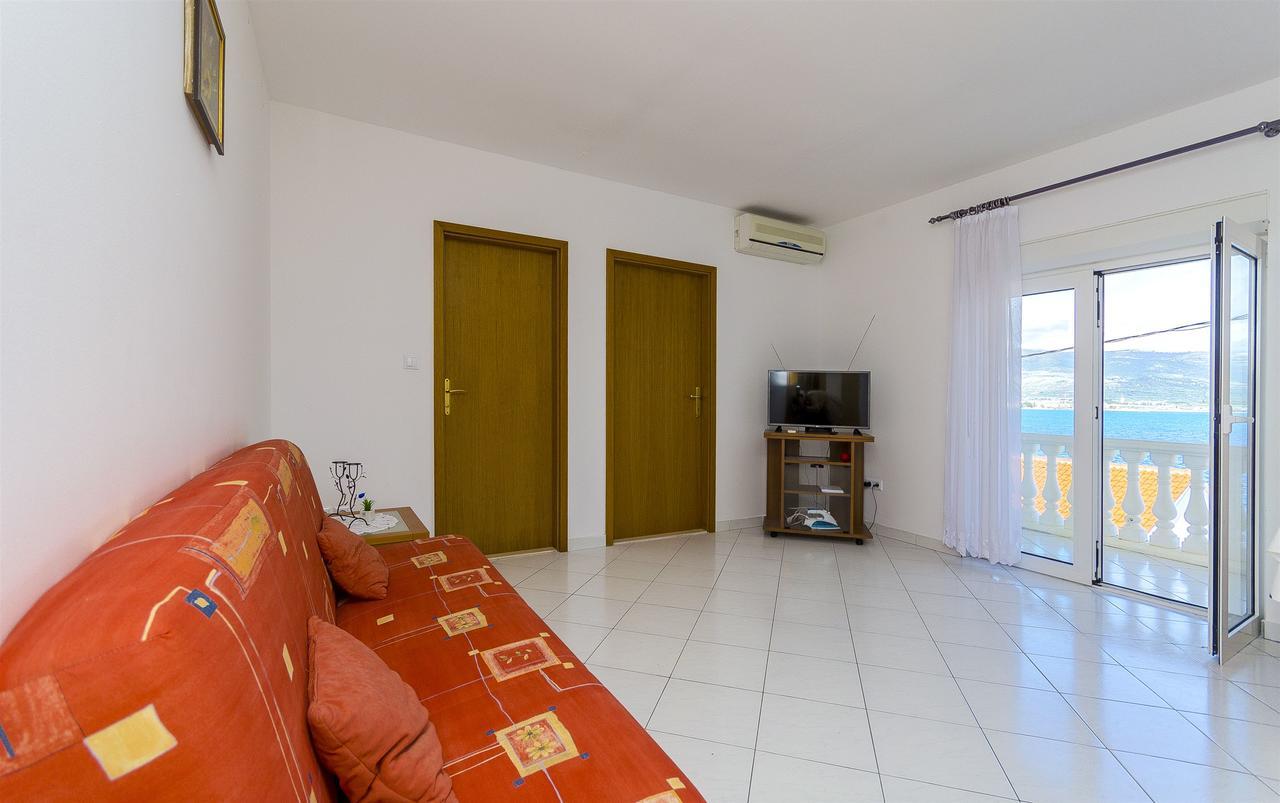 Apartments Krusica Трогір Екстер'єр фото