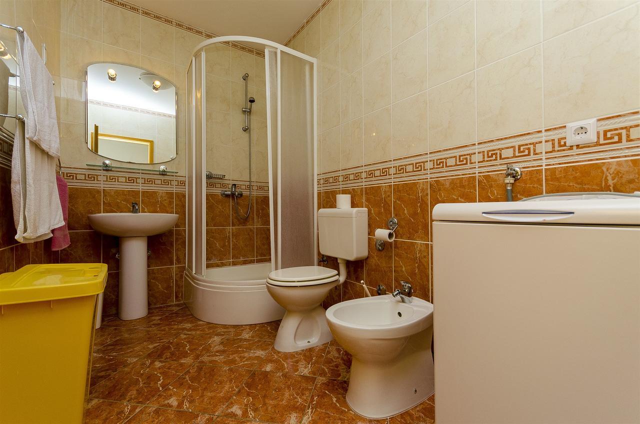 Apartments Krusica Трогір Екстер'єр фото